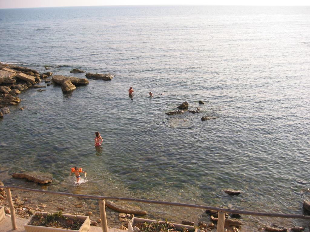 Il Varo A Mare 푼타브라쎄토 외부 사진