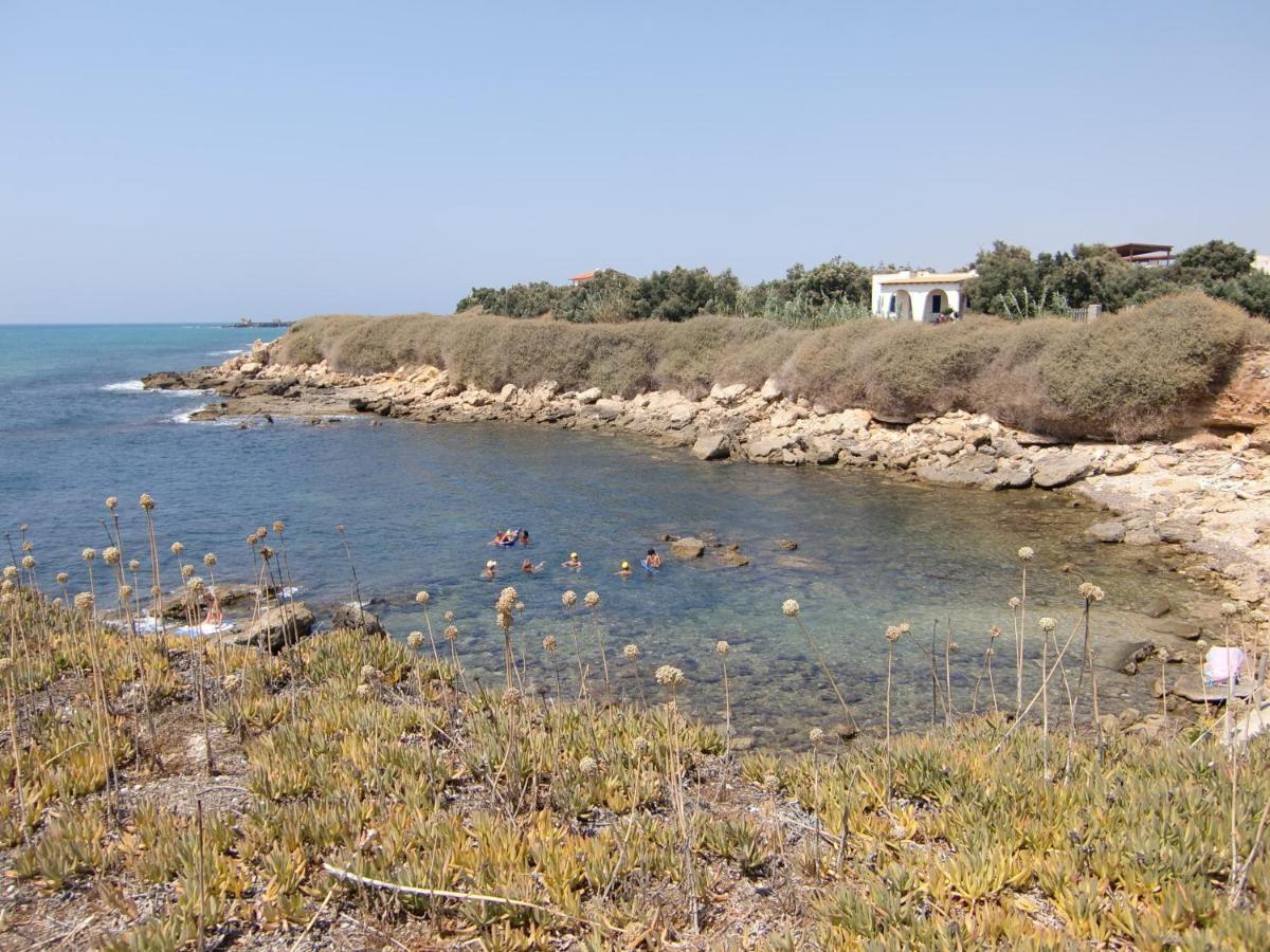 Il Varo A Mare 푼타브라쎄토 외부 사진